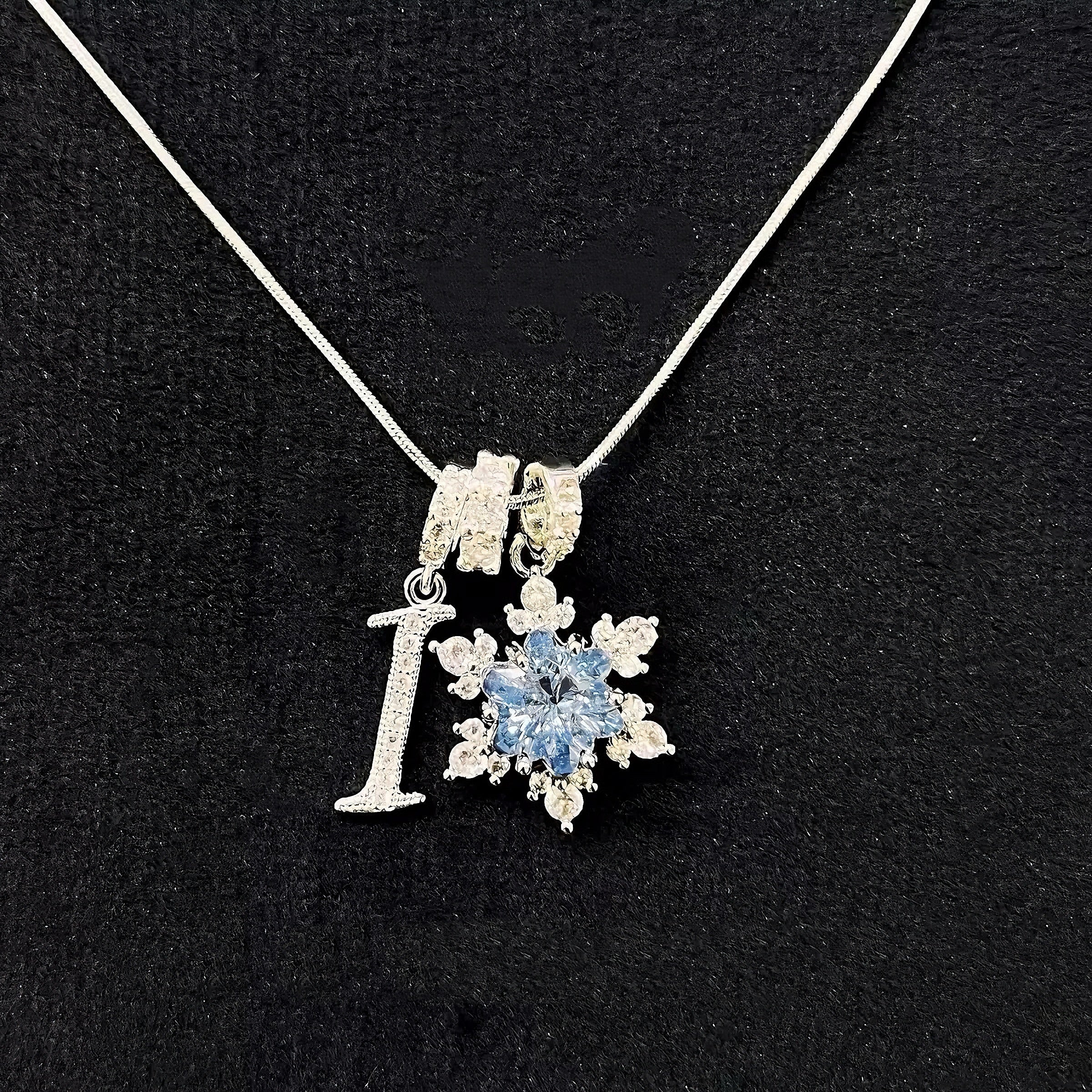 Bloom with I Necklace