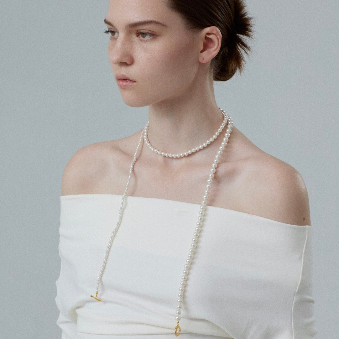 A Muti-Way Pearl Necklace
